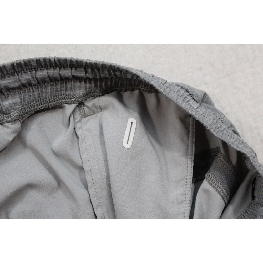 Lululemon Yoga Gym Shorts Gray Performance‎ Wicking Stretch Mens Small x 7